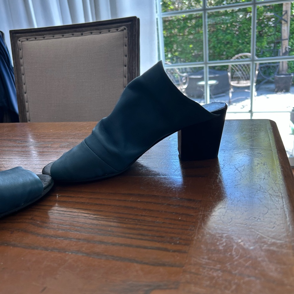Elegant Blue Women's Mules